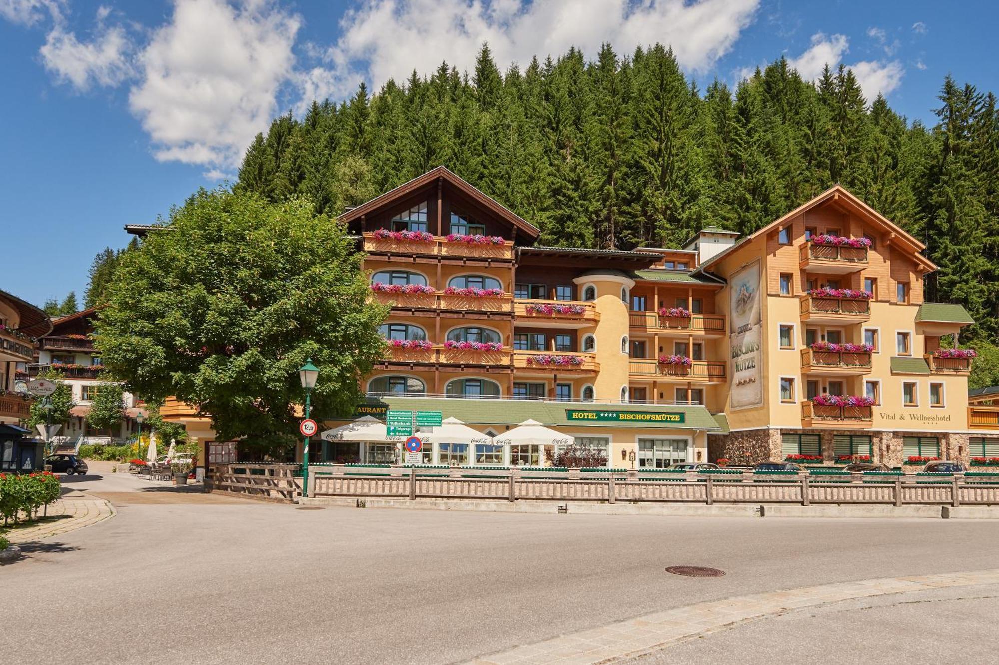 Hotel Bischofsmuetze Filzmoos Exterior photo